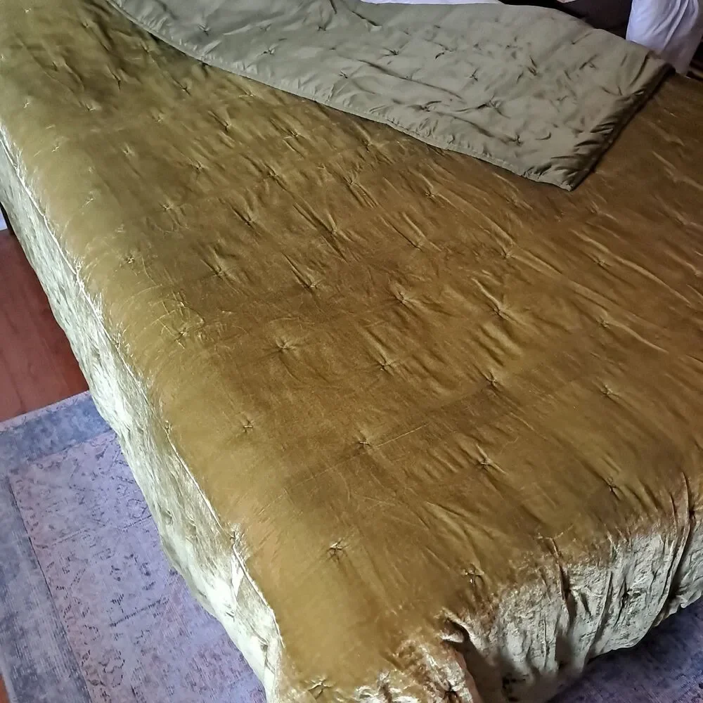 Opalhouse Green Moss Colored Crushed Velvet Full/Queen Bedding Comforter 70s MCM